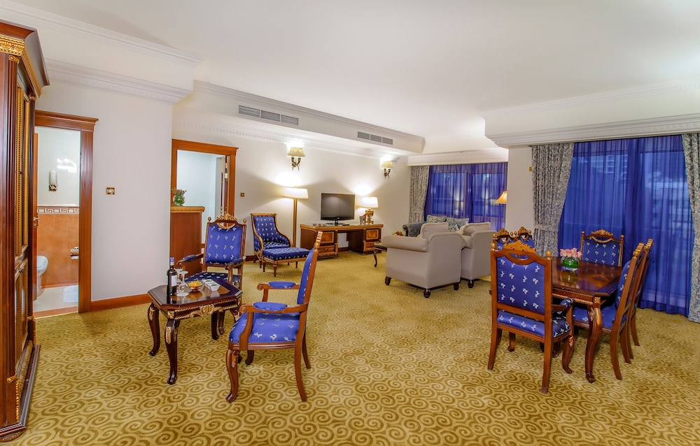 Grand Excelsior Hotel Bur Dubai — Hotel rooms in Dubai
