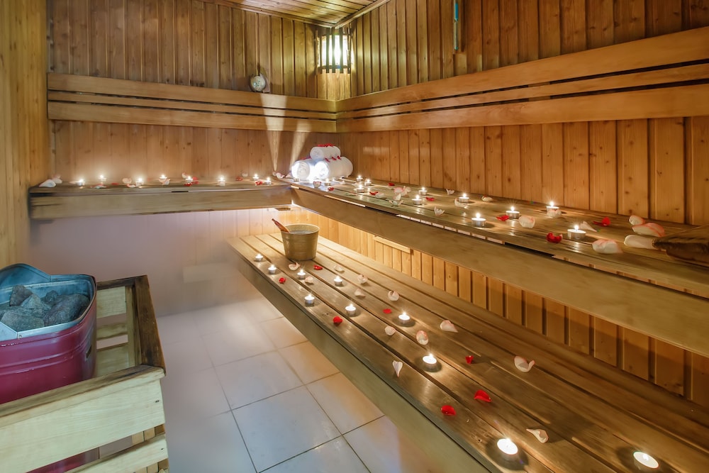 Grand Excelsior Hotel Bur Dubai — Spa in Dubai