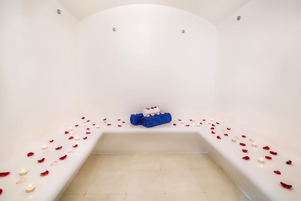 Grand Excelsior Hotel Bur Dubai — Spa in Dubai