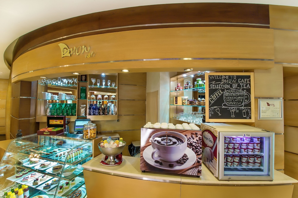 Grand Excelsior Hotel Bur Dubai — Restaurant & bars in Dubai