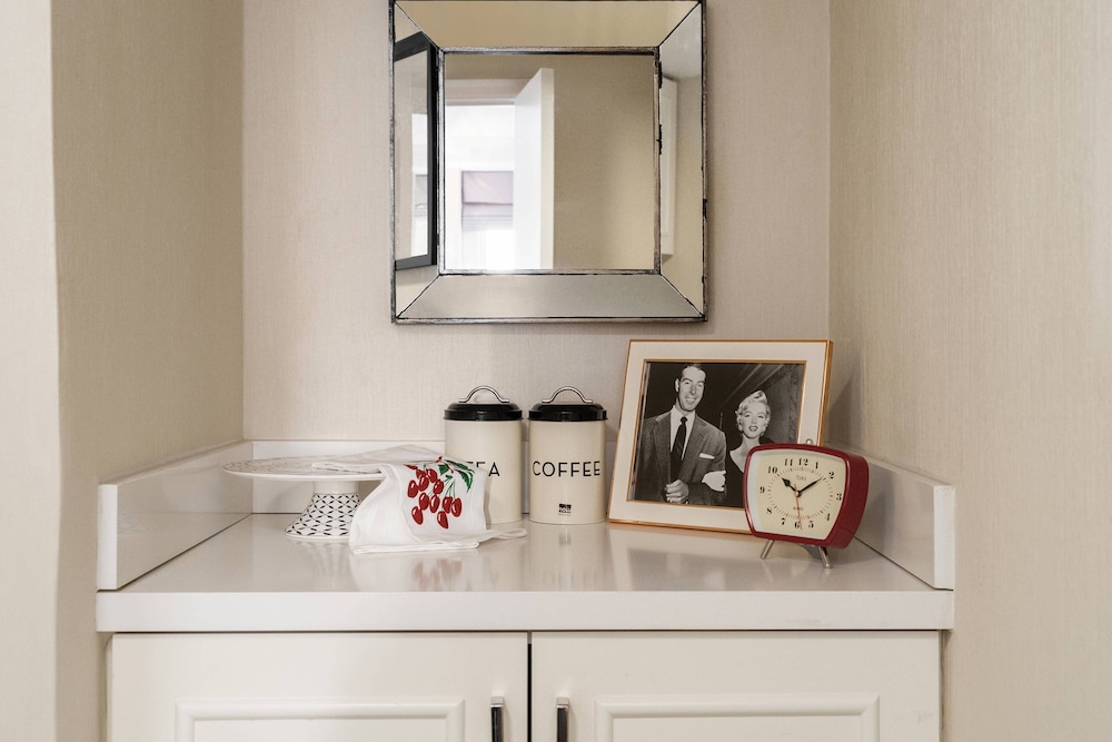 The Lexington Hotel, Autograph Collection — Hotel rooms in New York City, New York State