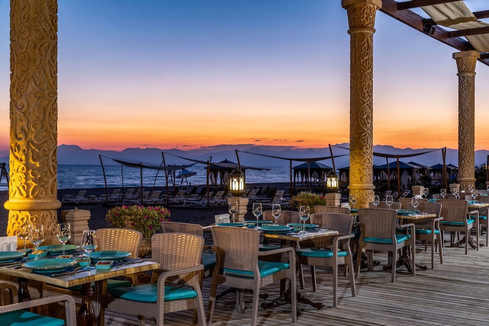 Spice Hotel & Spa All Inclusive — Restaurant & bars in Belek