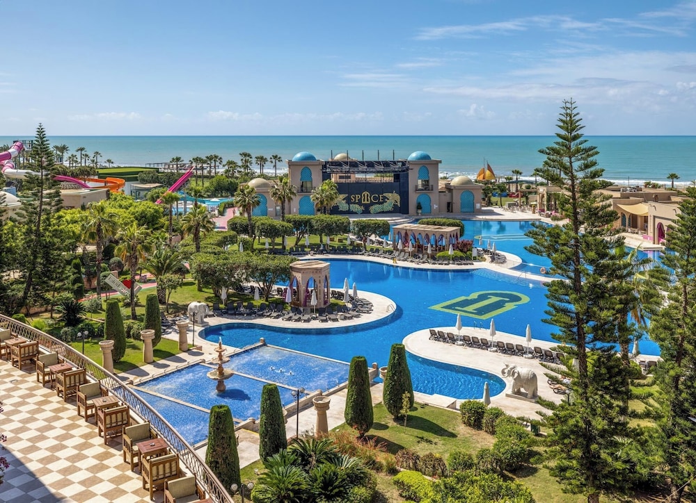 Spice Hotel & Spa All Inclusive — Swimming pool in Belek