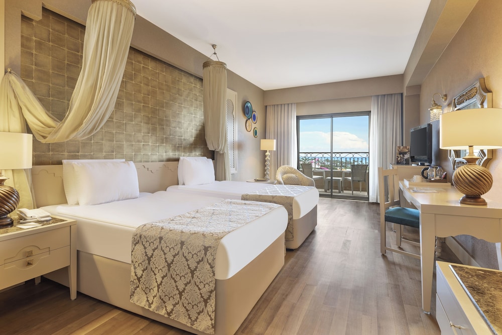 Spice Hotel & Spa All Inclusive — Hotel rooms in Belek