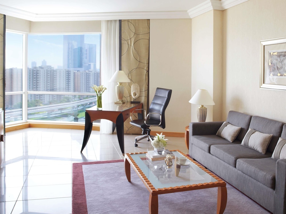 Fairmont Dubai — Hotel rooms in Dubai
