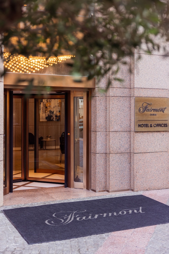 Fairmont Dubai — Hotel building in Dubai