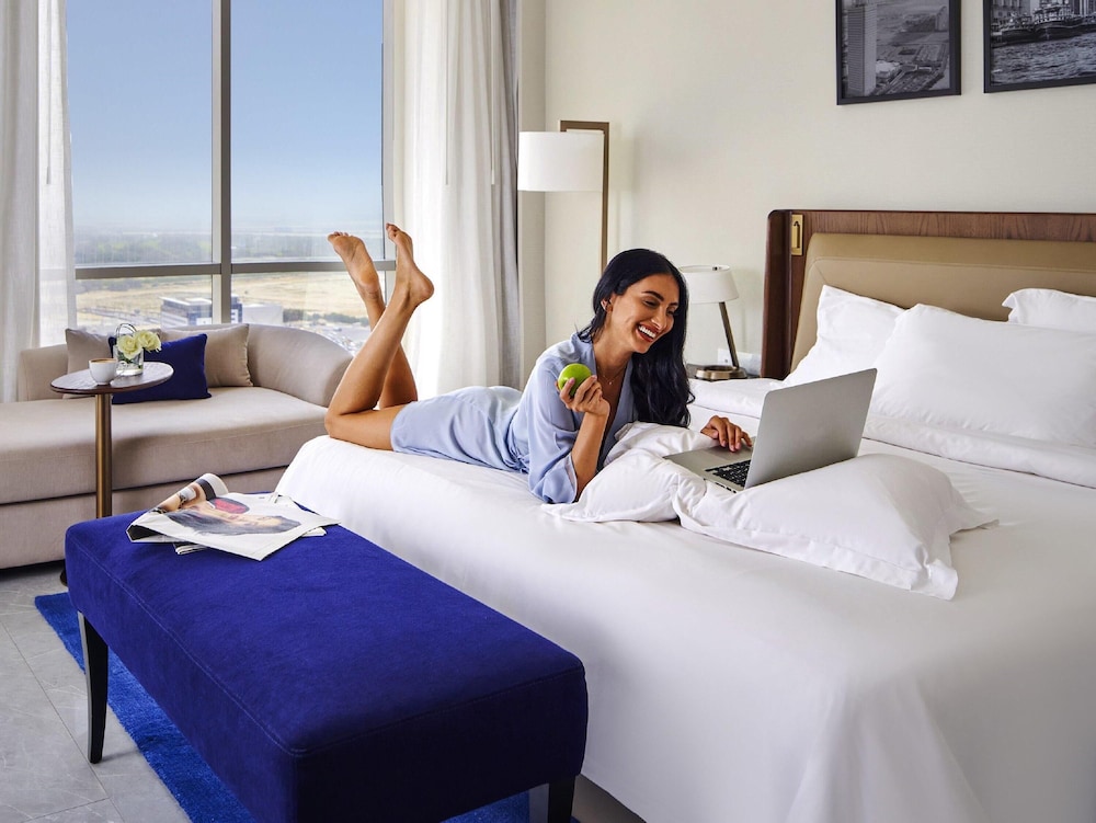 Fairmont Dubai — Hotel rooms in Dubai