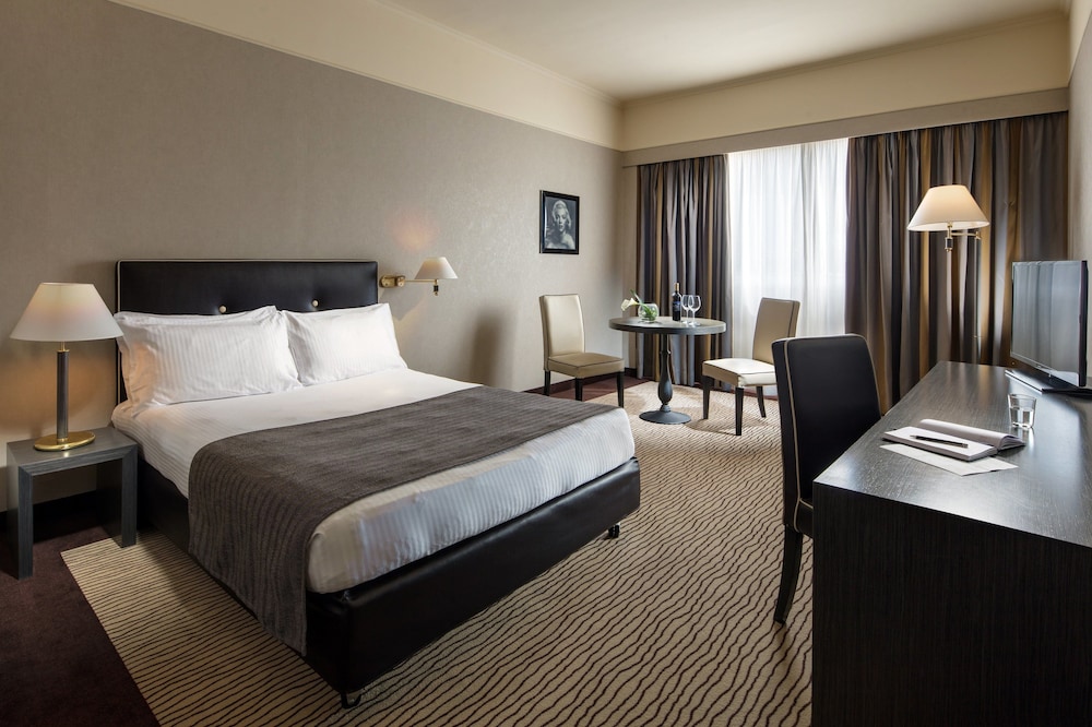 Holiday Inn Rome- Eur Parco Dei Medici by IHG — Hotel rooms in Rome, Lazio