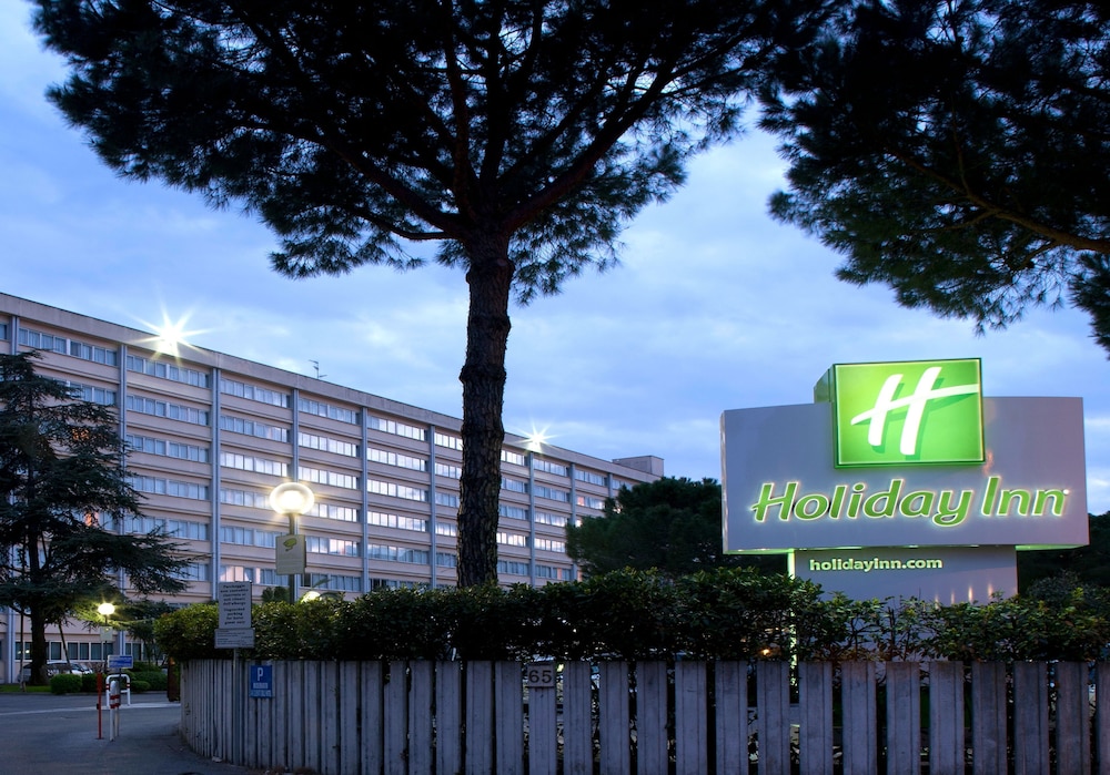 Holiday Inn Rome- Eur Parco Dei Medici by IHG — Hotel building in Rome, Lazio