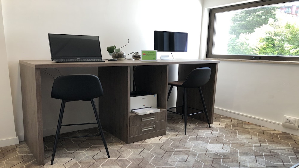Holiday Inn Rome- Eur Parco Dei Medici by IHG — Hotel rooms in Rome, Lazio