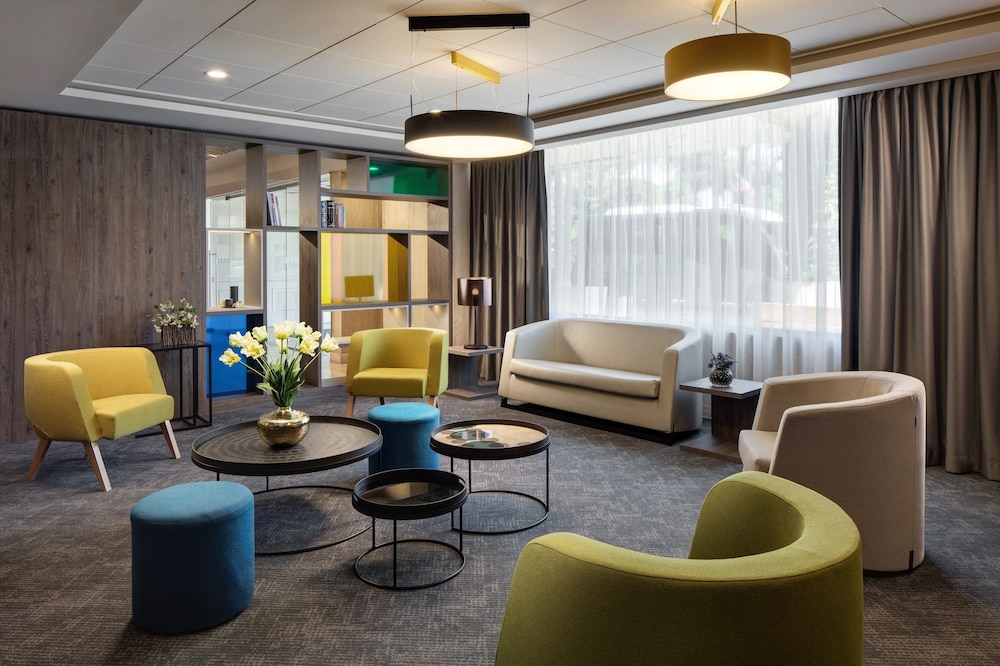 Holiday Inn Rome- Eur Parco Dei Medici by IHG — Hotel building in Rome, Lazio