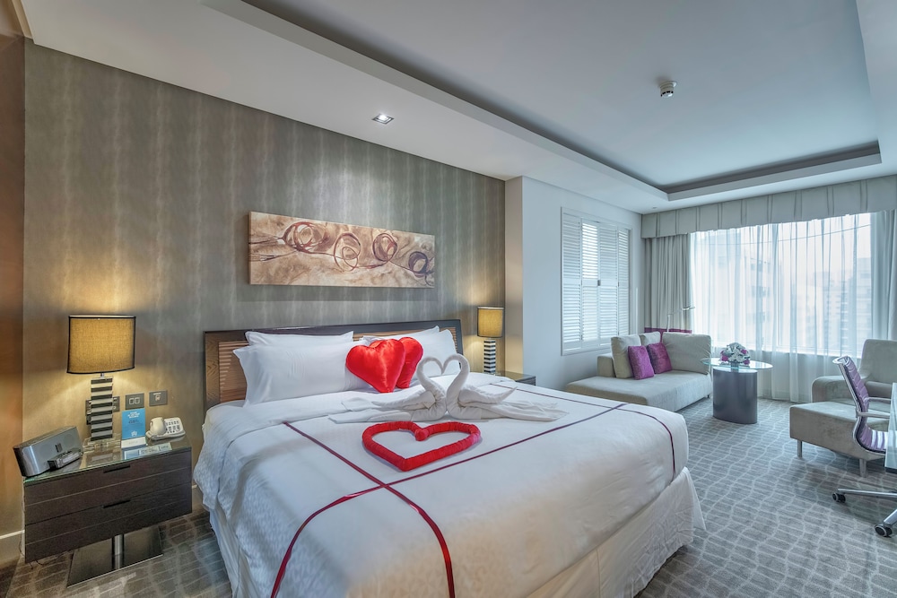 Majestic Premier Hotel - zdjęcie 4