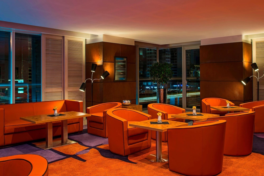 Four Points by Sheraton Sheikh Zayed Road, Dubai — Restaurant & bars in Dubai