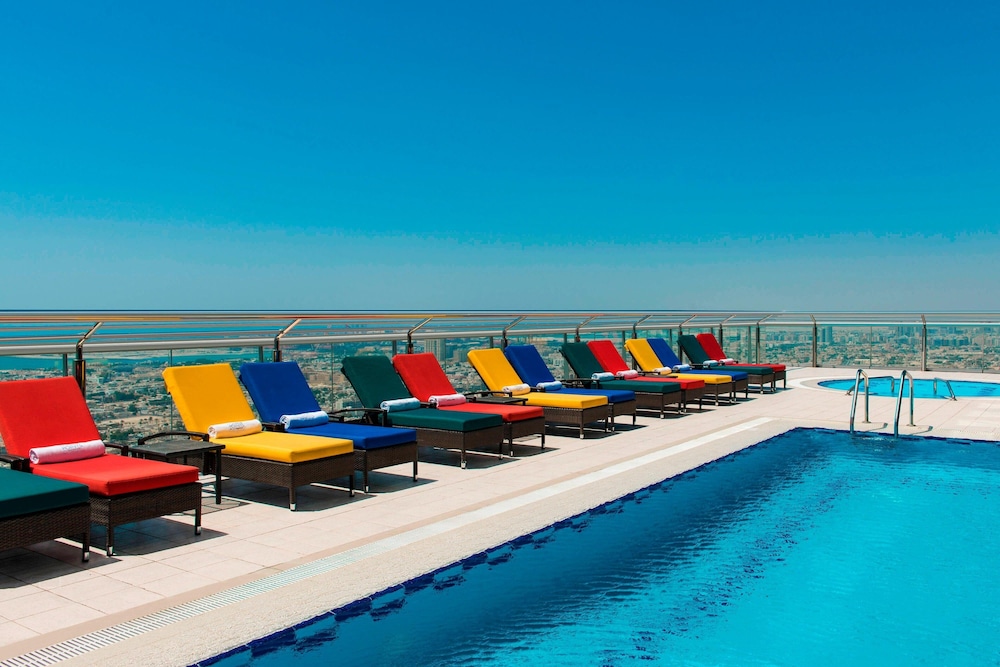 Four Points by Sheraton Sheikh Zayed Road, Dubai - zdjęcie 2
