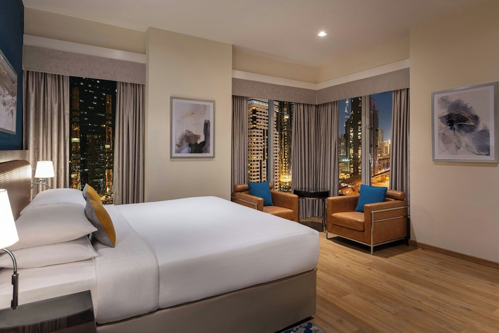 Four Points by Sheraton Sheikh Zayed Road, Dubai — Hotel rooms in Dubai