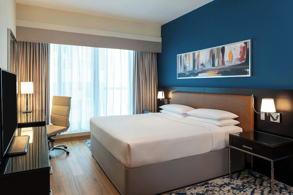 Four Points by Sheraton Sheikh Zayed Road, Dubai — Hotel rooms in Dubai