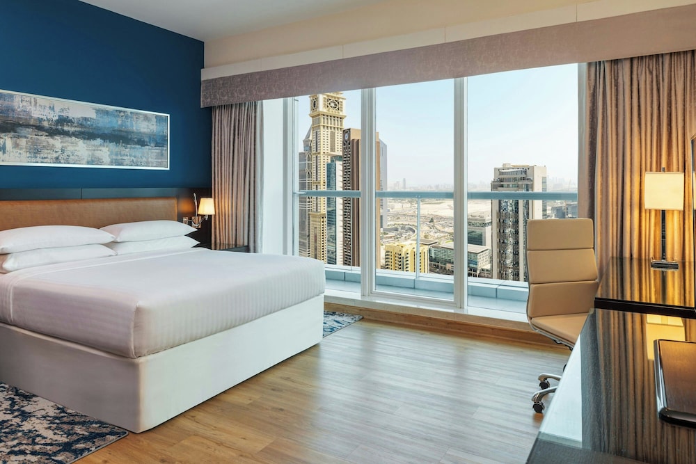 Four Points by Sheraton Sheikh Zayed Road, Dubai — Hotel rooms in Dubai