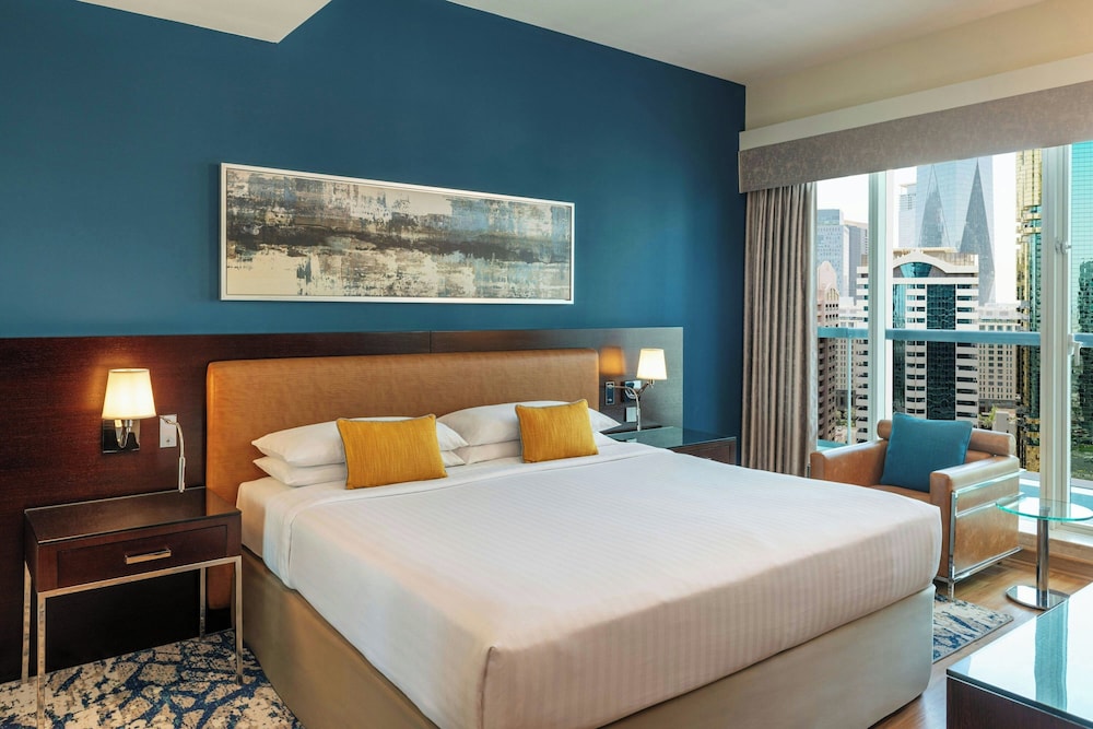 Four Points by Sheraton Sheikh Zayed Road, Dubai — Hotel rooms in Dubai
