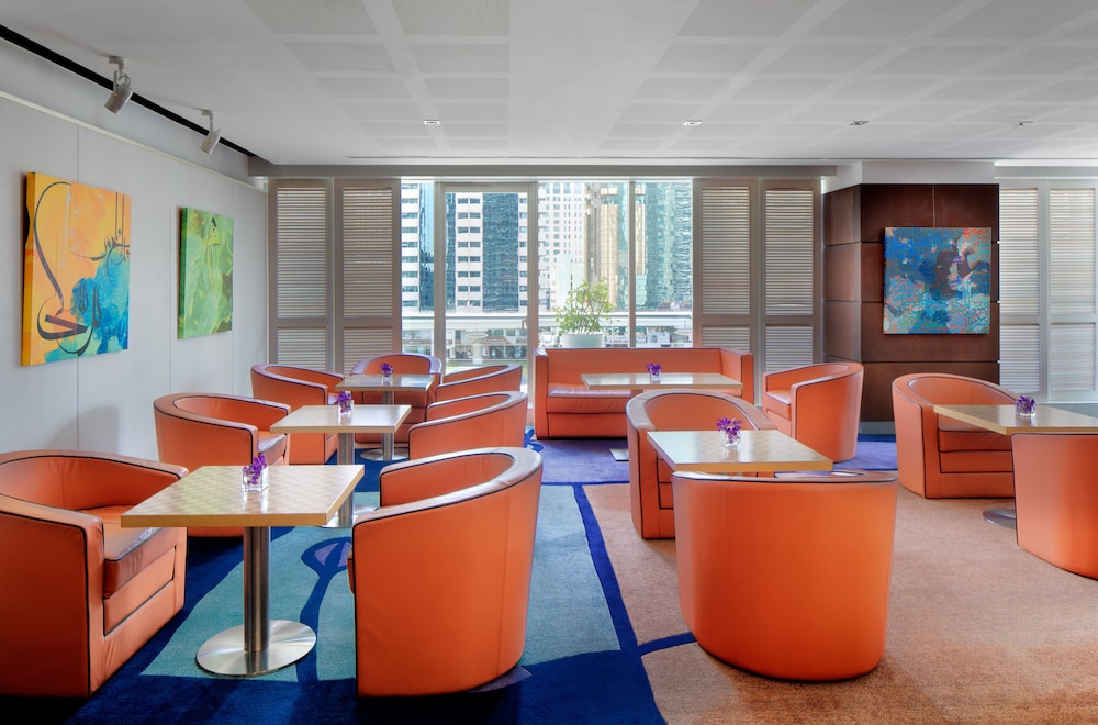 Four Points by Sheraton Sheikh Zayed Road, Dubai — Restaurant & bars in Dubai