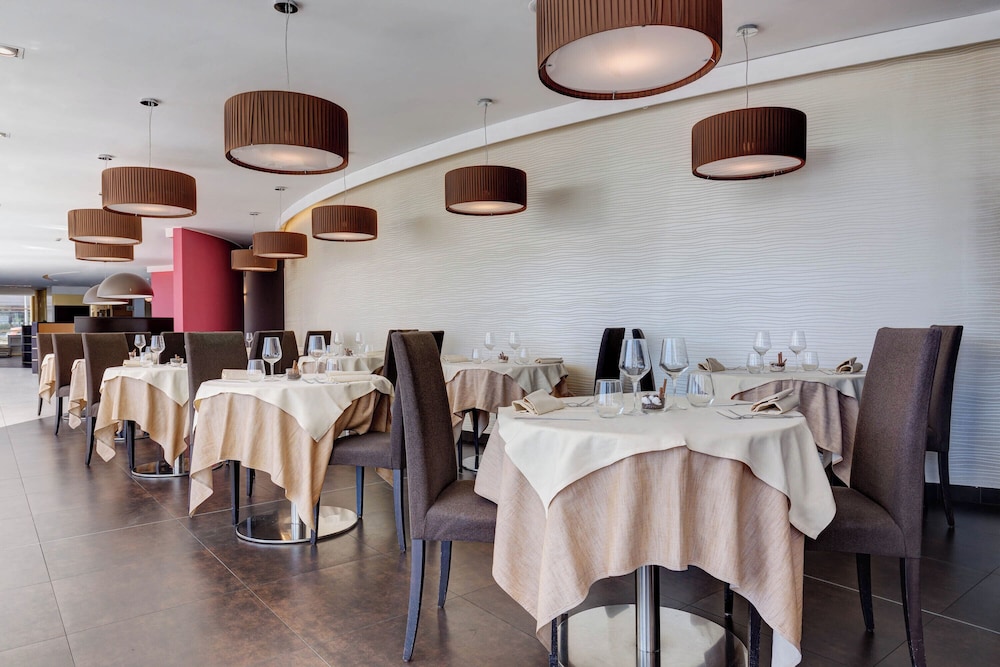 iH Hotels Roma Z3 — Restaurant & bars in Rome, Lazio