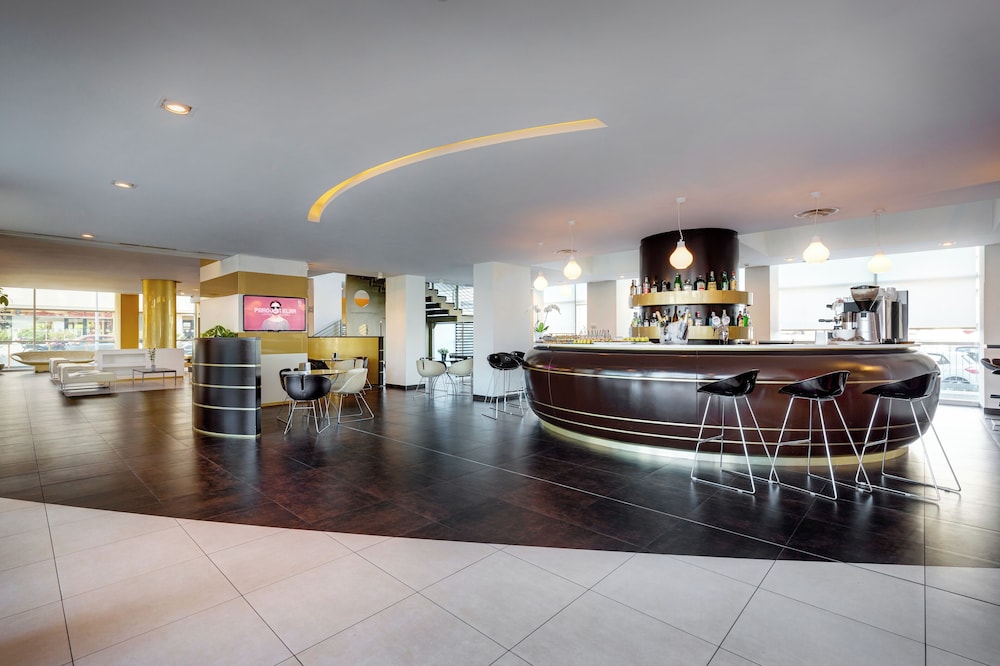 iH Hotels Roma Z3 — Restaurant & bars in Rome, Lazio