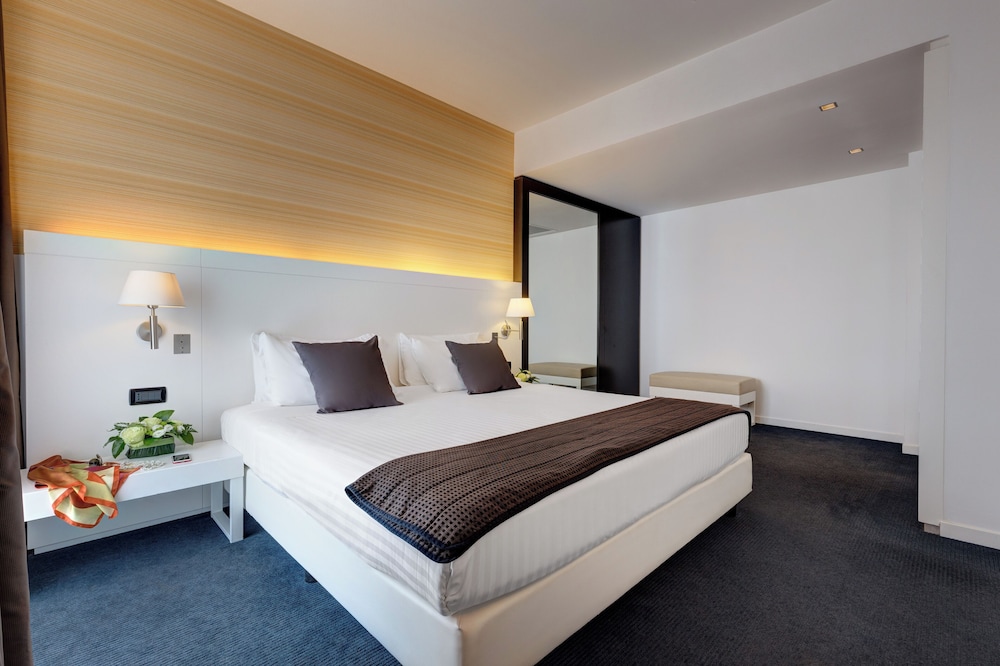 iH Hotels Roma Z3 — Hotel rooms in Rome, Lazio