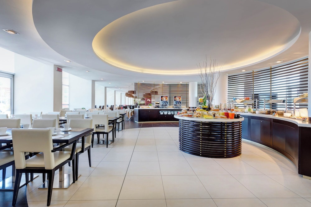 iH Hotels Roma Z3 — Restaurant & bars in Rome, Lazio