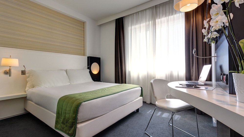 iH Hotels Roma Z3 — Hotel rooms in Rome, Lazio
