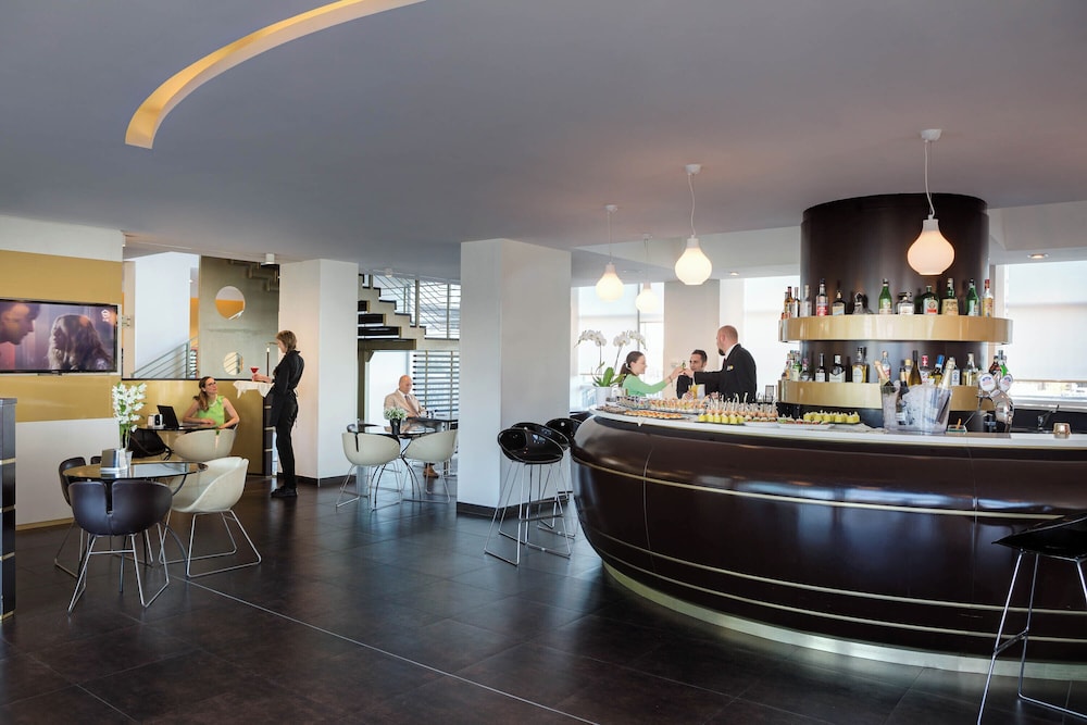 iH Hotels Roma Z3 — Restaurant & bars in Rome, Lazio
