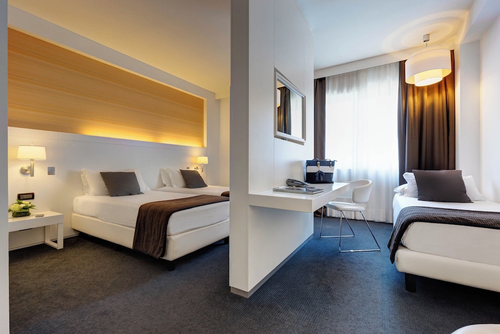 iH Hotels Roma Z3 - zdjęcie 4
