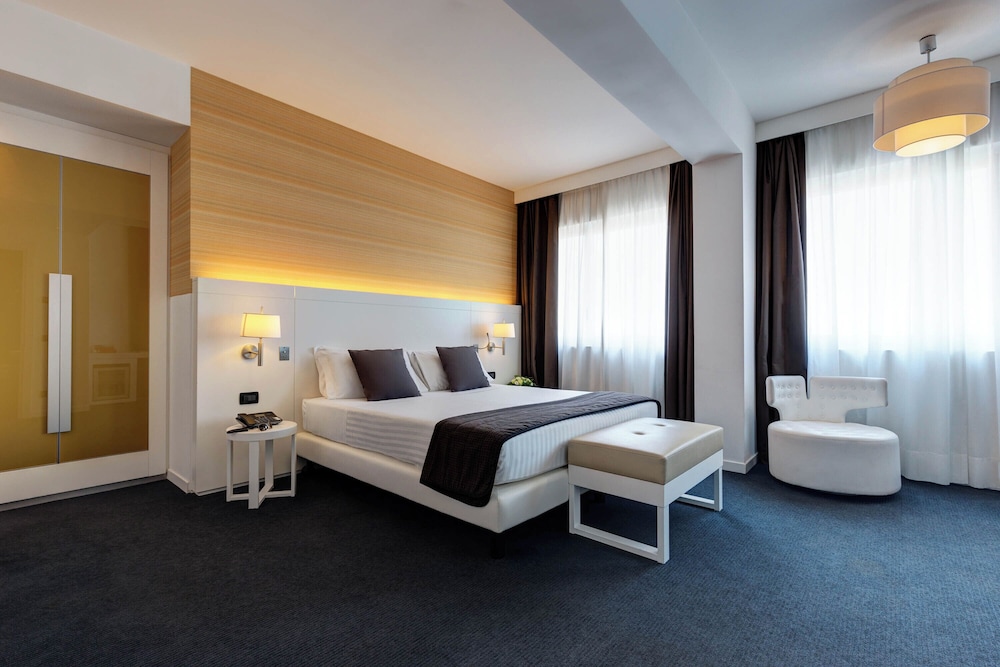 iH Hotels Roma Z3 — Hotel rooms in Rome, Lazio