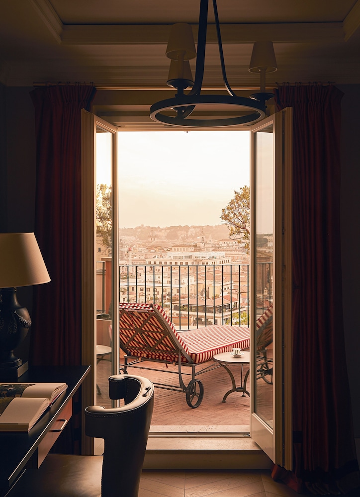 Rocco Forte Hotel de la Ville — Hotel rooms in Rome, Lazio