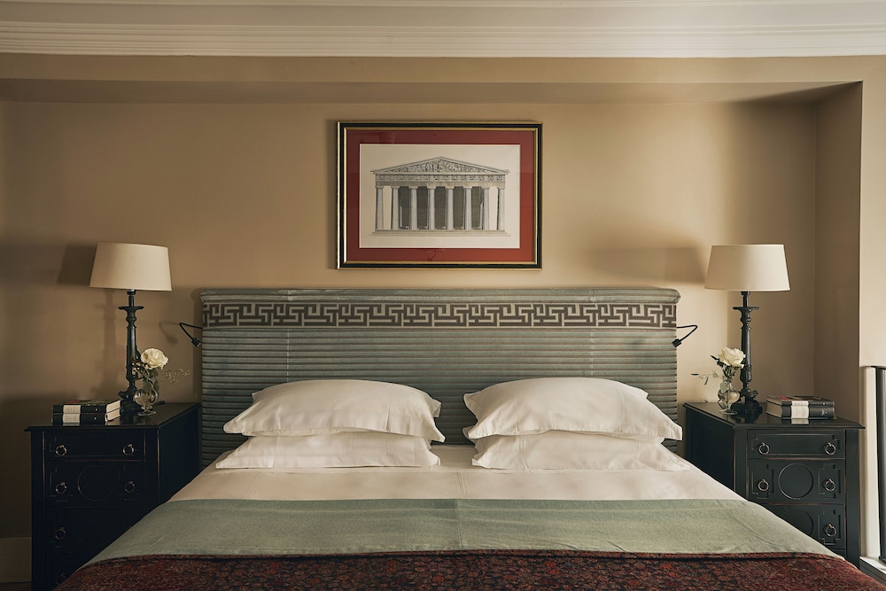 Rocco Forte Hotel de la Ville — Hotel rooms in Rome, Lazio