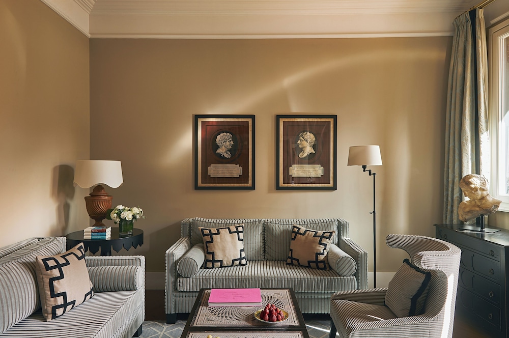 Rocco Forte Hotel de la Ville — Hotel rooms in Rome, Lazio