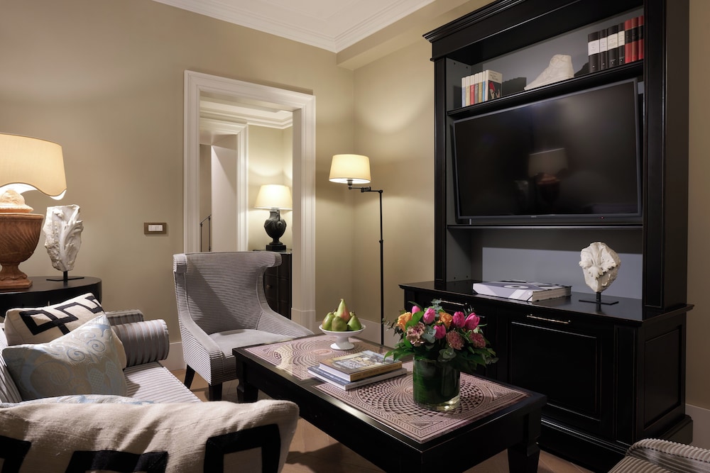 Rocco Forte Hotel de la Ville — Hotel rooms in Rome, Lazio