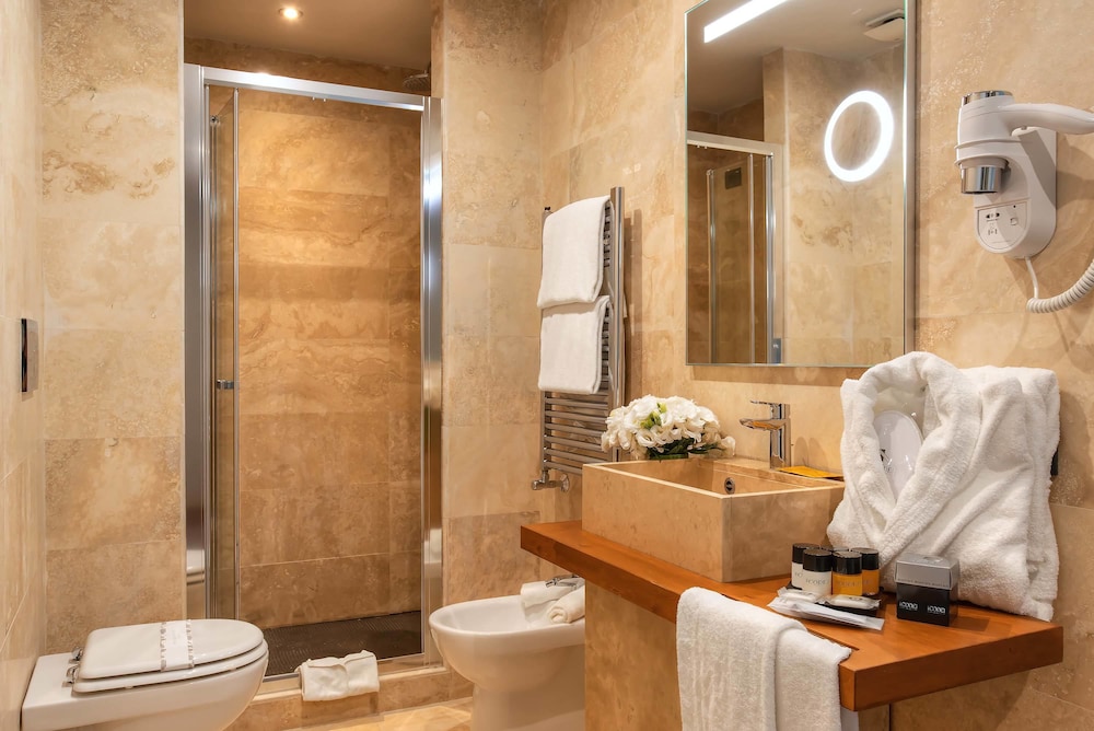 The Code Hotel — Hotel rooms in Rome, Lazio