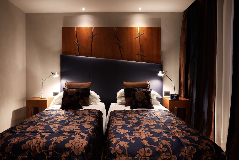 The Code Hotel — Hotel rooms in Rome, Lazio