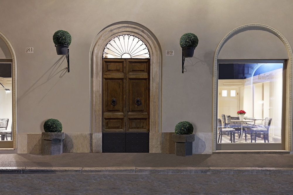 The Code Hotel — Hotel building in Rome, Lazio