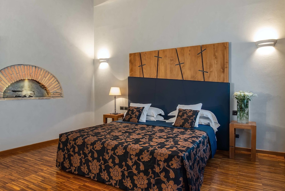 The Code Hotel — Hotel rooms in Rome, Lazio
