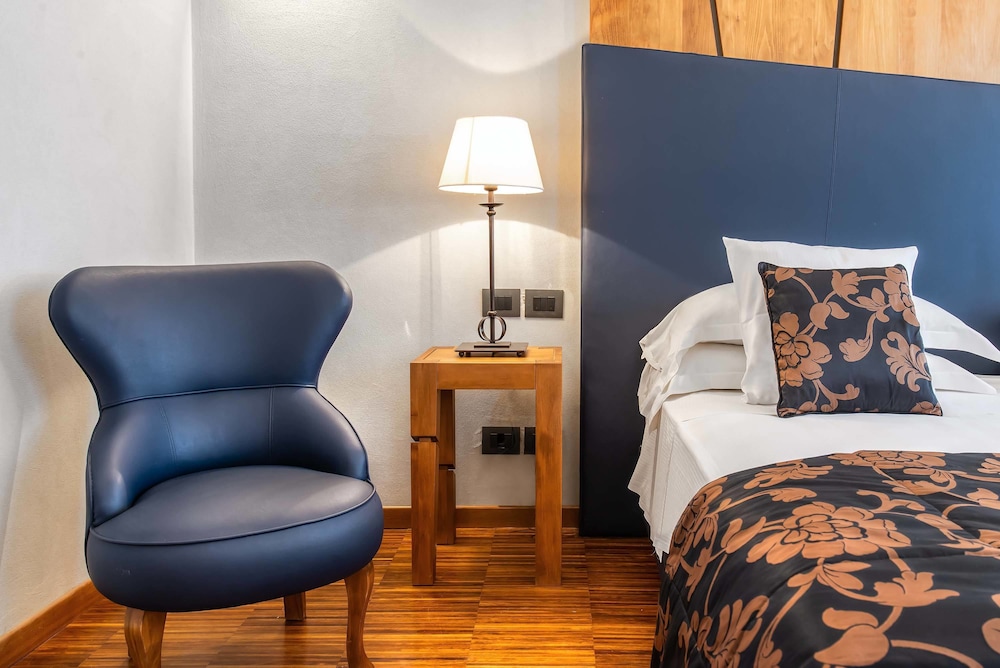 The Code Hotel — Hotel rooms in Rome, Lazio