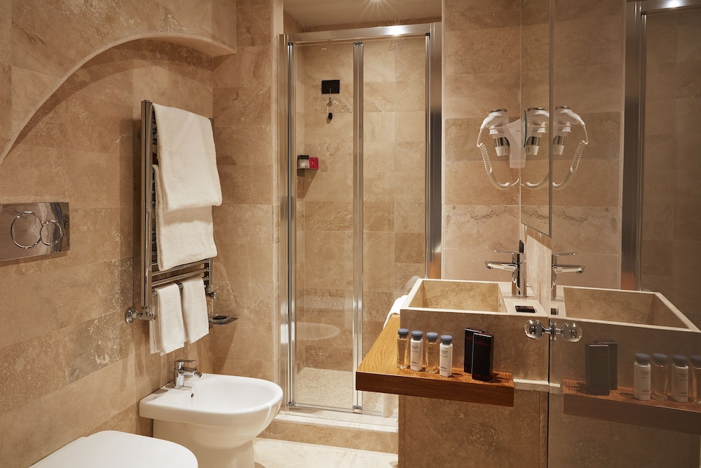 The Code Hotel — Hotel rooms in Rome, Lazio