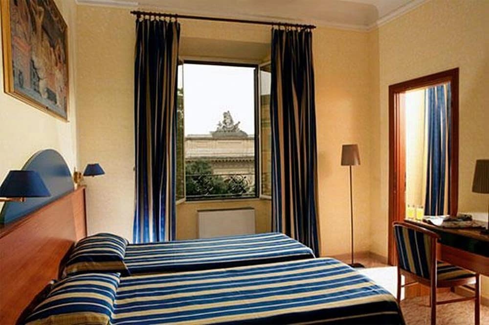Kennedy Hotel — Hotel rooms in Rome, Lazio