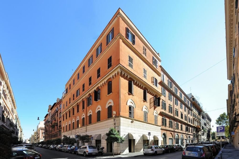 LH Hotel Lloyd Rome — Main photo in Rome, Lazio