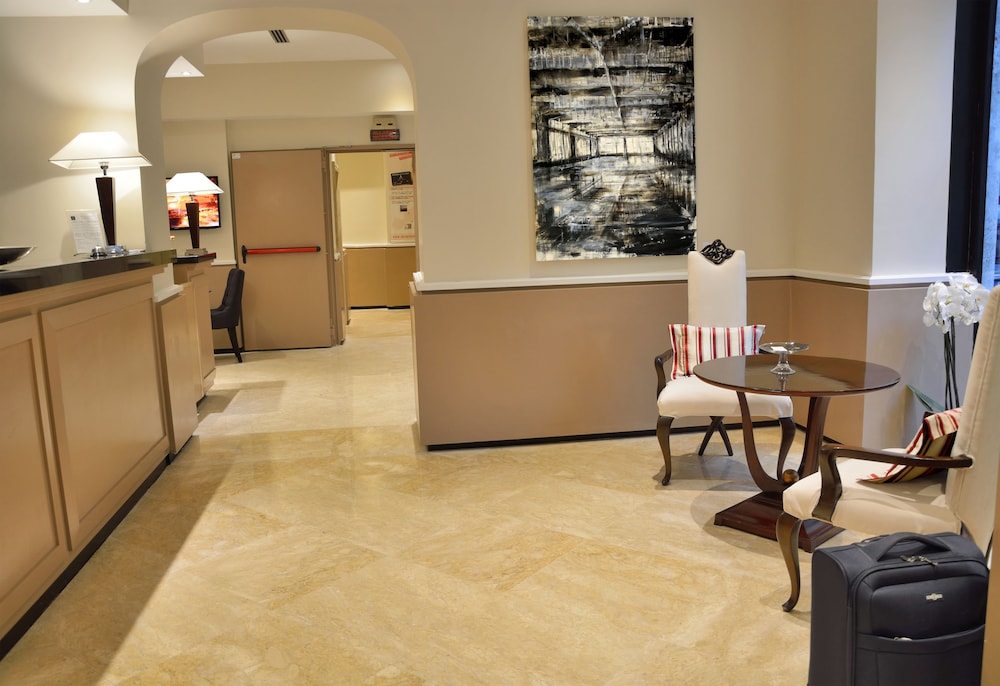 LH Hotel Lloyd Rome — Hotel building in Rome, Lazio