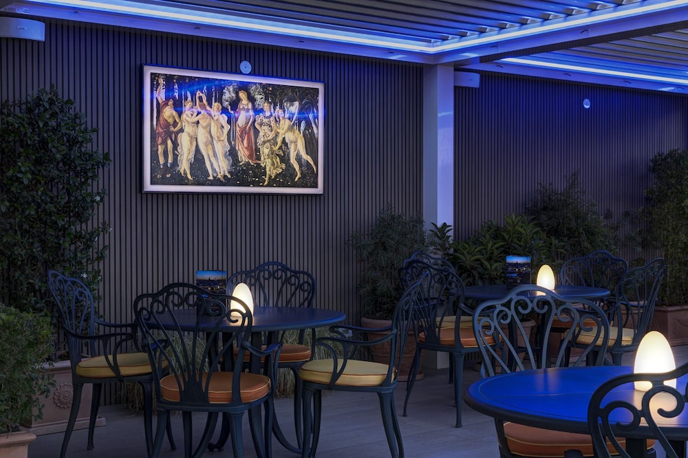 Marcella Royal Hotel - Rooftop Garden — Restaurant & bars in Rome, Lazio