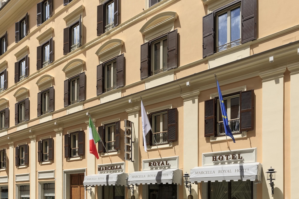 Marcella Royal Hotel - Rooftop Garden — Main photo in Rome, Lazio