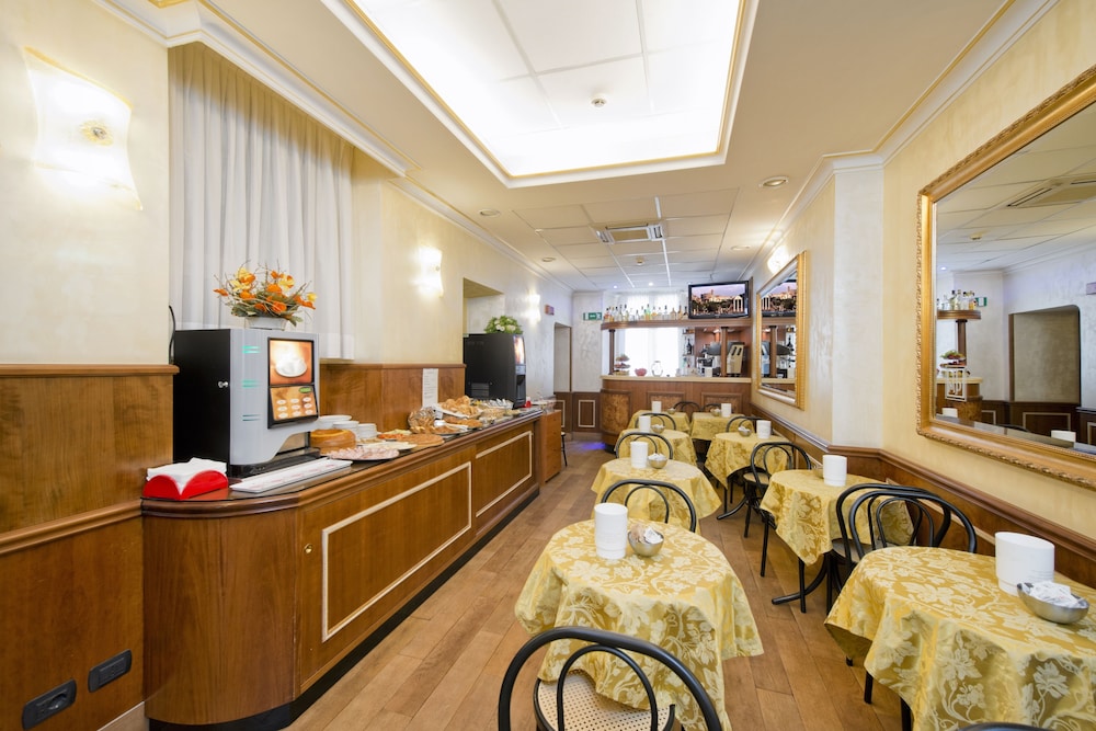 Hotel Marco Polo — Restaurant & bars in Rome, Lazio