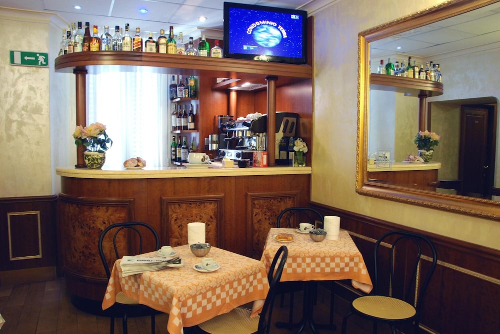 Hotel Marco Polo — Restaurant & bars in Rome, Lazio