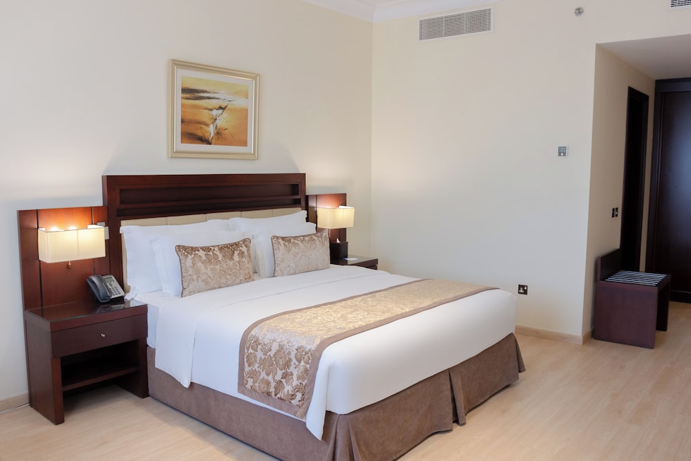 Grand Millennium Dubai — Hotel rooms in Dubai