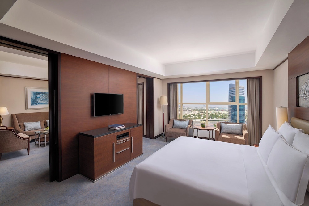 Grand Millennium Dubai — Hotel rooms in Dubai